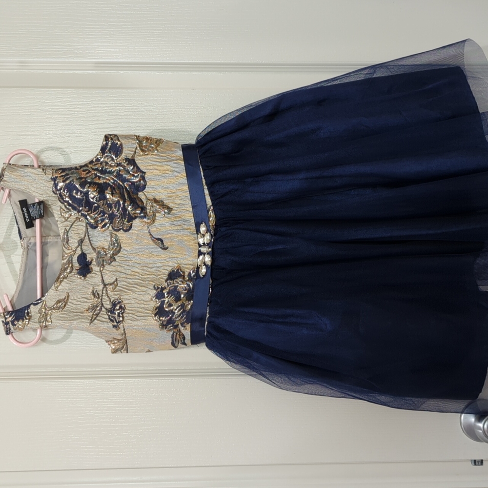 🌺 Buy 2 get 1 FREE! NWOT. Girls Formal dress